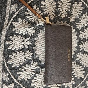 SOLD- Michael Kors Chocolate Brown Wristlet